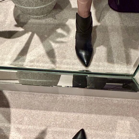 BCBG Max Azria Genuine Leather Cutout Slingback Heels – Size 6.5 M - Picture 8 of 8